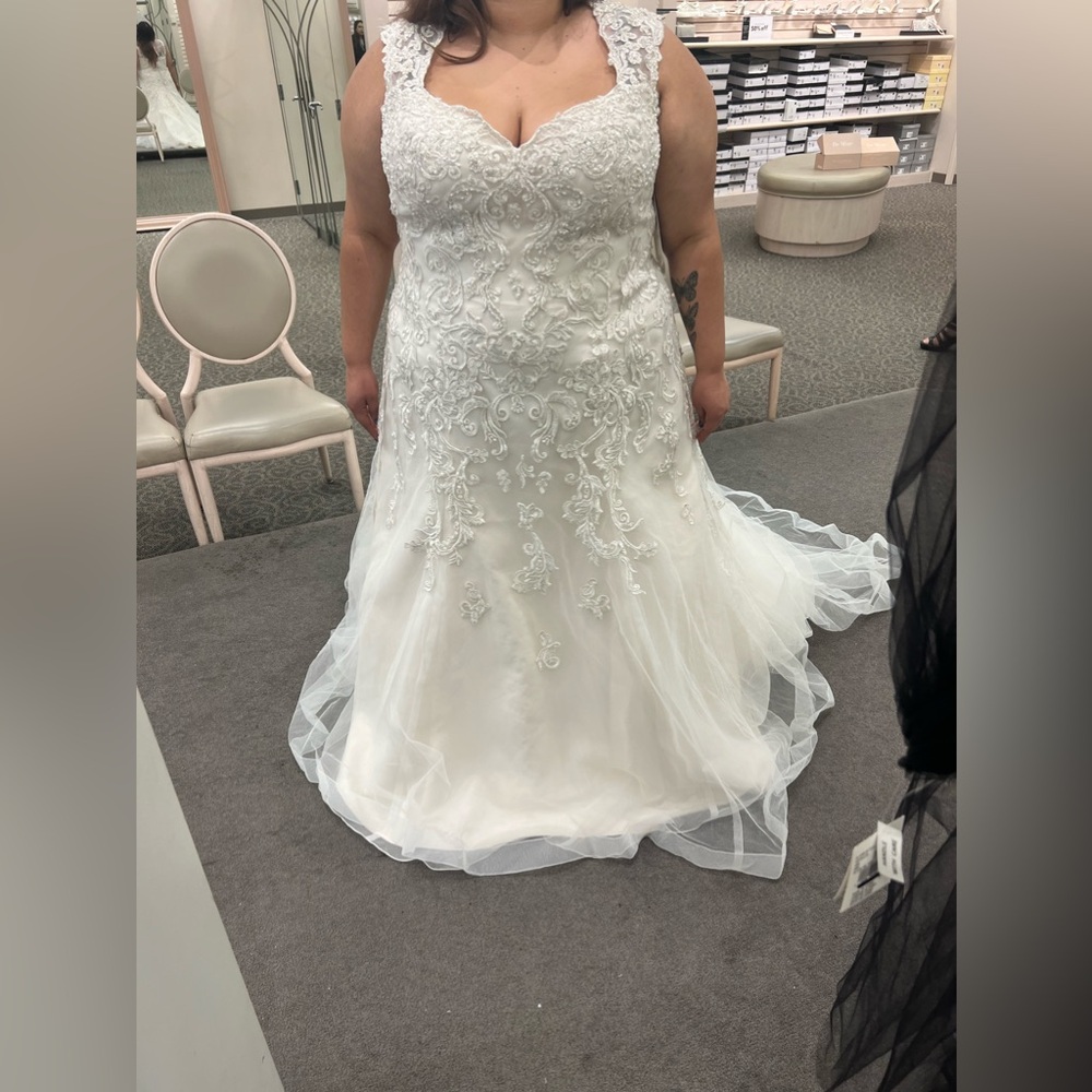 Plus size wedding dress